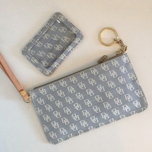Dooney & Bourke wristlet